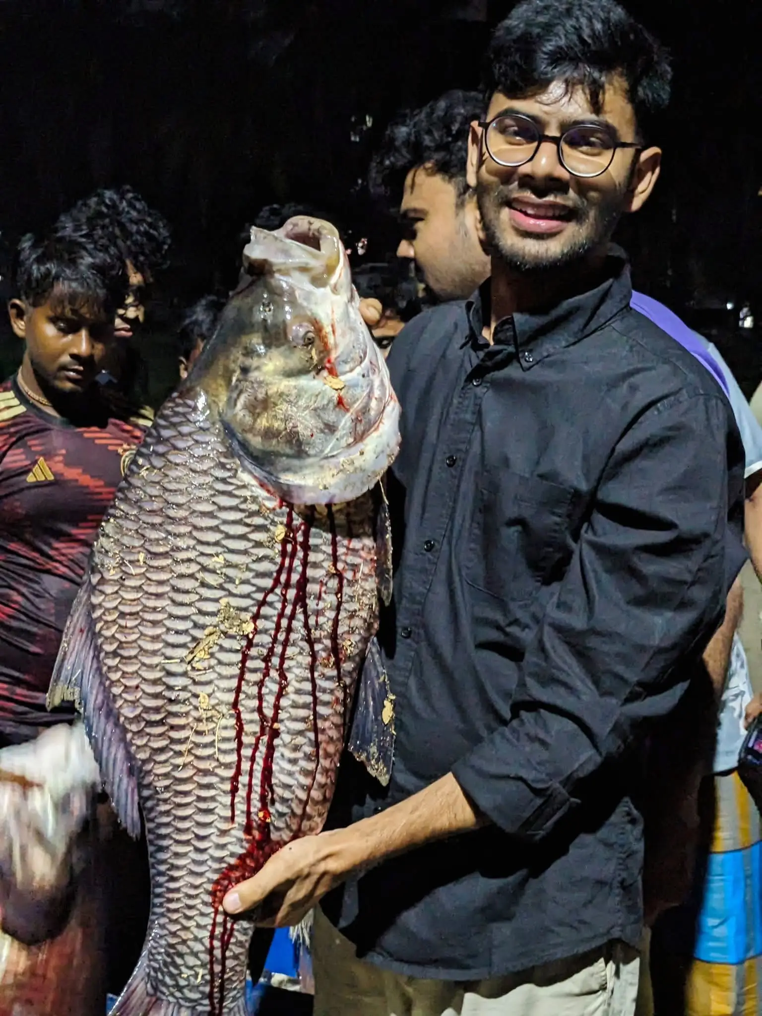 # জহুরুল হক হলের পুকুর থেকে মাছ উত্তোলন নিয়ে অবস্থান স্পষ্ট করল হল সংসদ