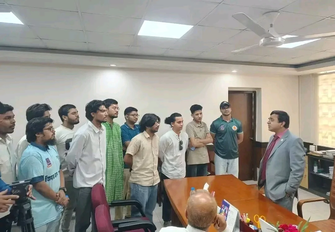 জিয়া ও বিজয় একাত্তর হলে বিদ্যুৎ সমস্যা সমাধানে নতুন লাইন স্থাপনের উদ্যোগ — ছবি 1