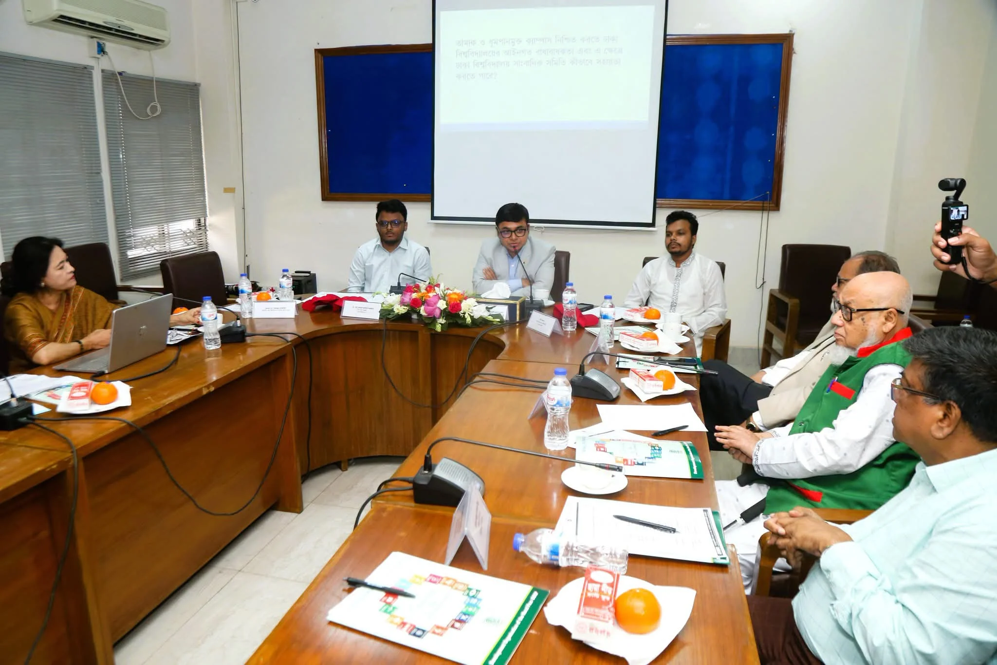তামাক ও ধূমপানমুক্ত ক্যাম্পাস নিশ্চিত করতে ঢাবিতে মতবিনিময় সভা — ছবি 1